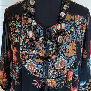 Jeans by Buffalo, sheer Asian inspired top🌺